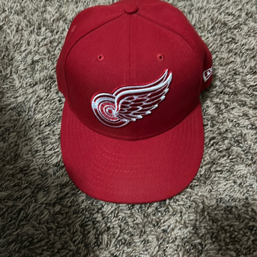 Red Wings hat